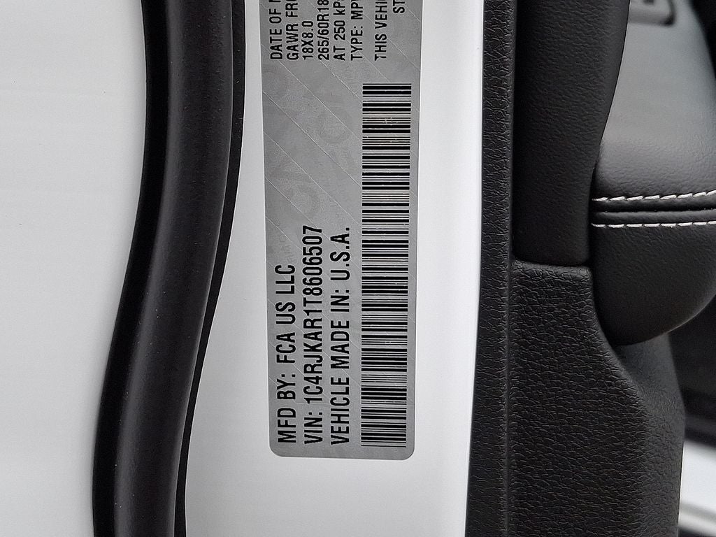 2026 Jeep Grand Cherokee L GRAND CHEROKEE L LAREDO ALTITUDE 4X4