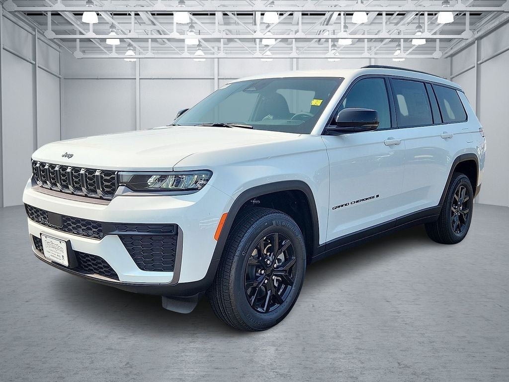 2026 Jeep Grand Cherokee L GRAND CHEROKEE L LAREDO ALTITUDE 4X4