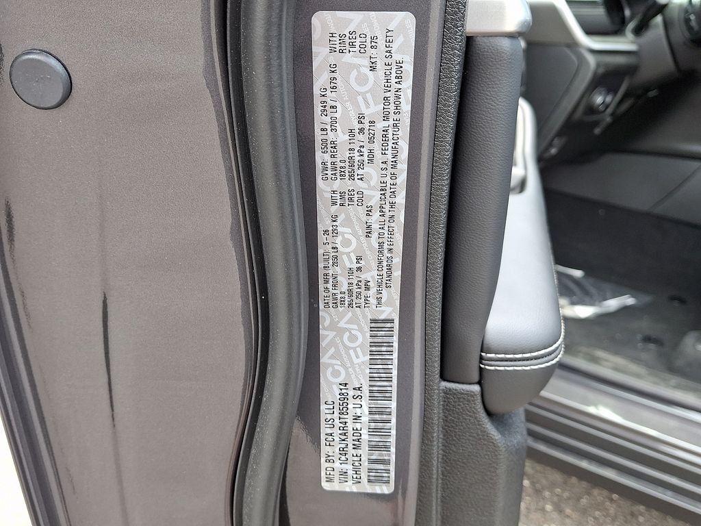 2026 Jeep Grand Cherokee L GRAND CHEROKEE L LAREDO ALTITUDE 4X4