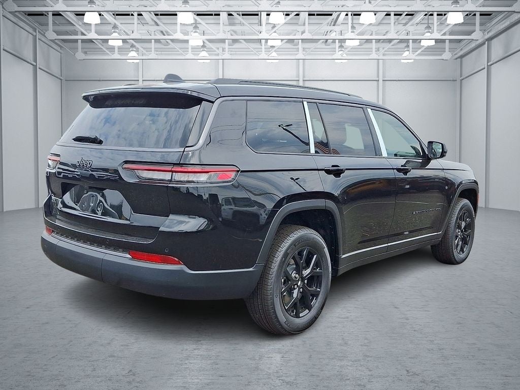 2026 Jeep Grand Cherokee L GRAND CHEROKEE L LAREDO ALTITUDE 4X4