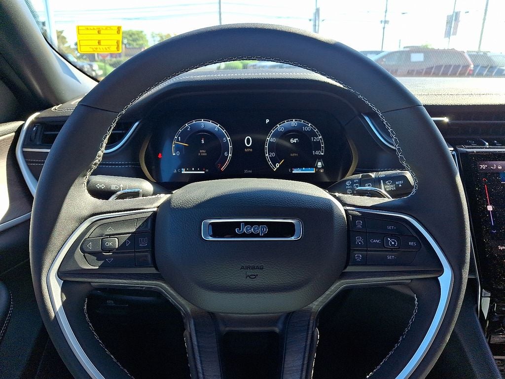 2025 Jeep Grand Cherokee GRAND CHEROKEE L LIMITED 4X4