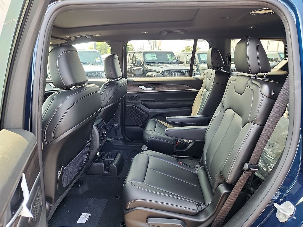 2026 Jeep Grand Cherokee L GRAND CHEROKEE L LIMITED 4X4