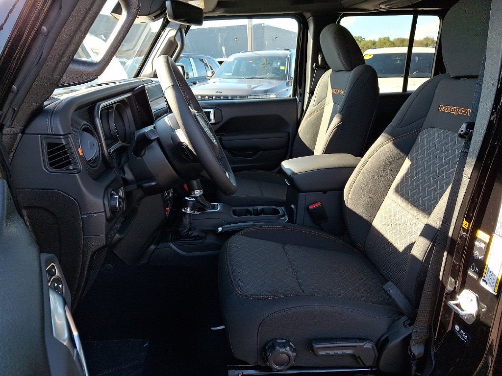 2027 Jeep Gladiator GLADIATOR MOJAVE 4X4