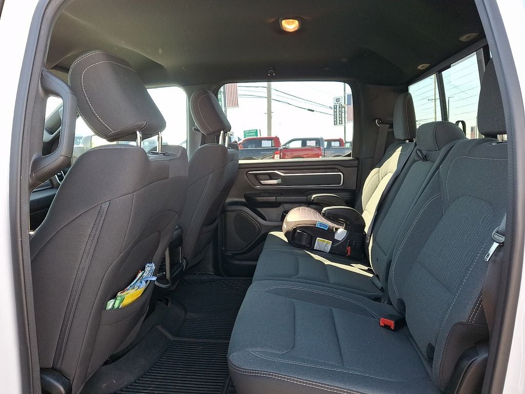 2022 RAM 1500 Big Horn Crew Cab 4x4 6'4' Box