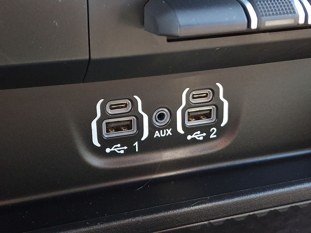 2022 RAM 1500 Big Horn Crew Cab 4x4 6'4' Box