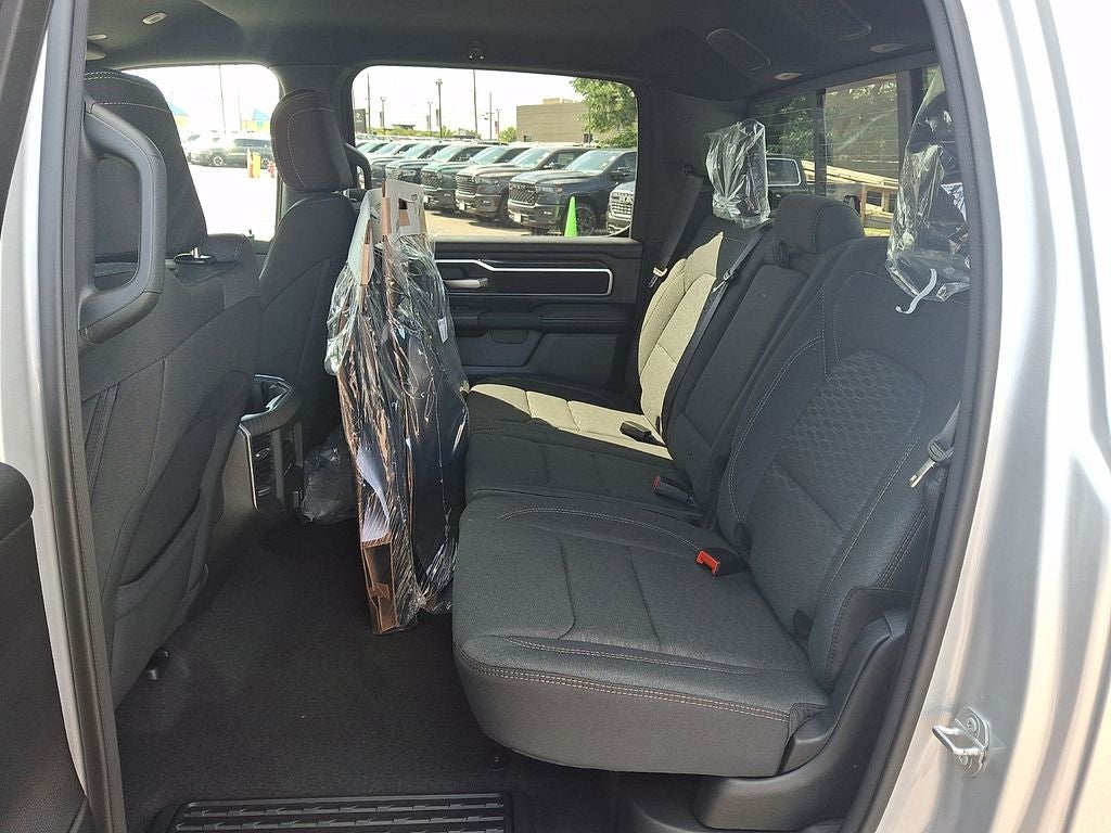 2027 RAM Ram 1500 RAM 1500 BIG HORN CREW CAB 4X4 5'7' BOX