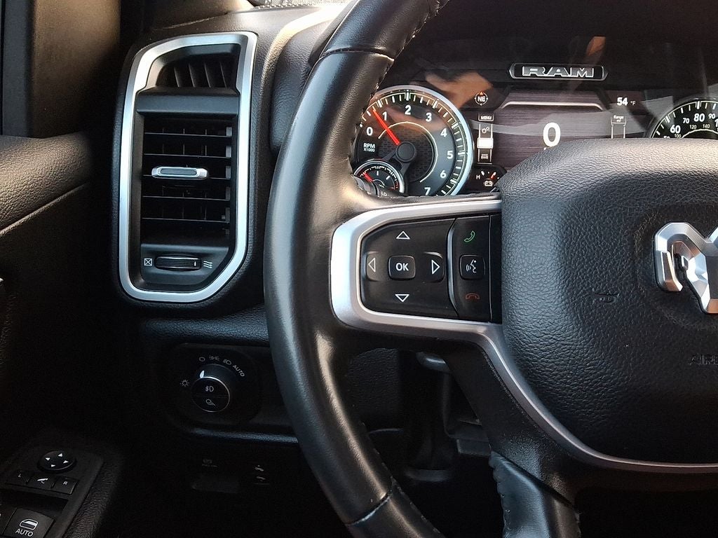 2022 RAM 1500 Big Horn Crew Cab 4x4 5'7' Box