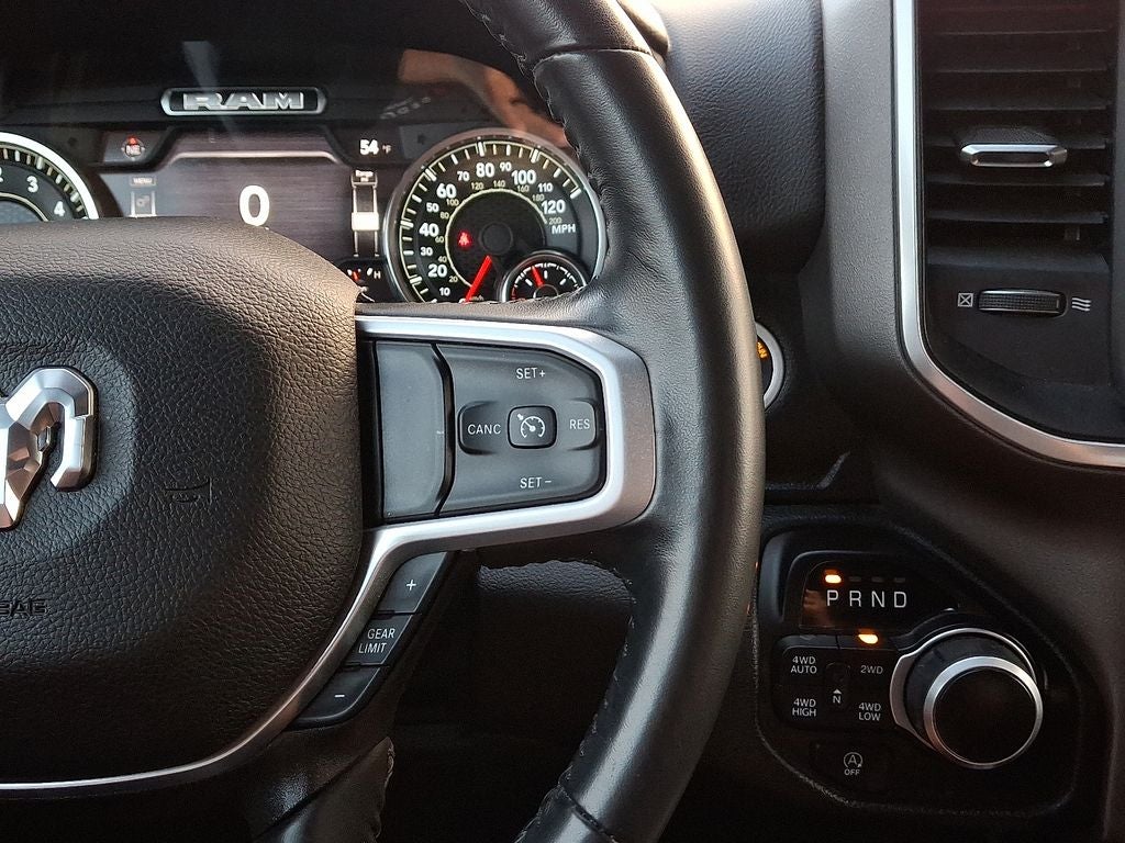 2022 RAM 1500 Big Horn Crew Cab 4x4 5'7' Box