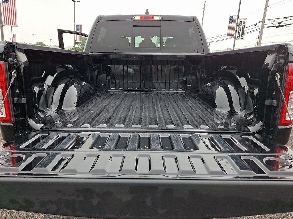 2021 RAM Ram 1500 Big Horn Crew Cab 4x4 5'7' Box