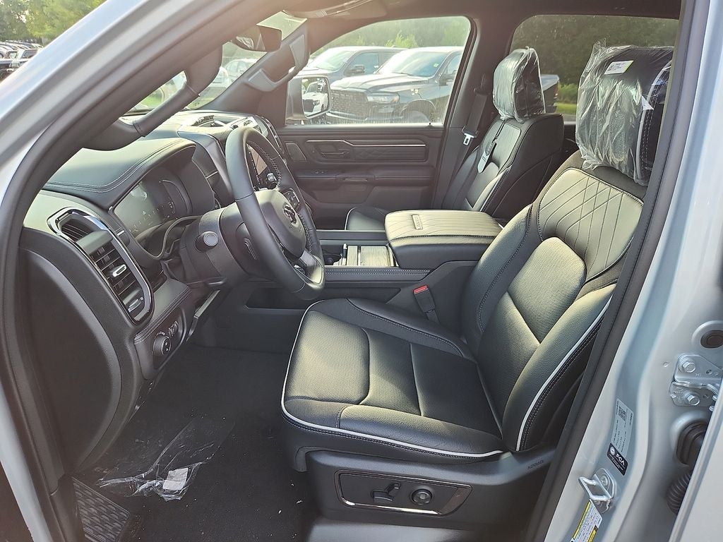 2026 RAM Ram 1500 RAM 1500 LIMITED CREW CAB 4X4 5'7' BOX