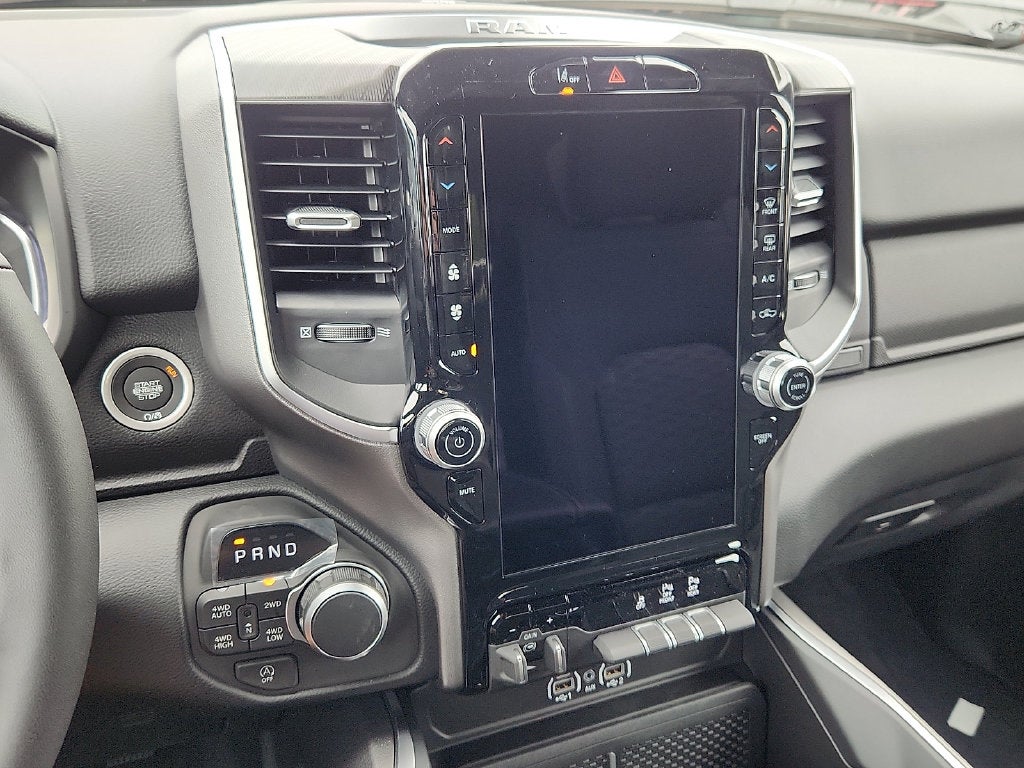 2027 RAM Ram 1500 RAM 1500 BIG HORN CREW CAB 4X4 6'4' BOX