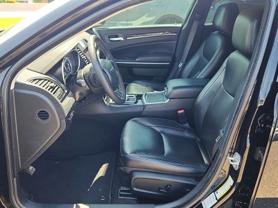 2023 Chrysler 300 Touring L AWD