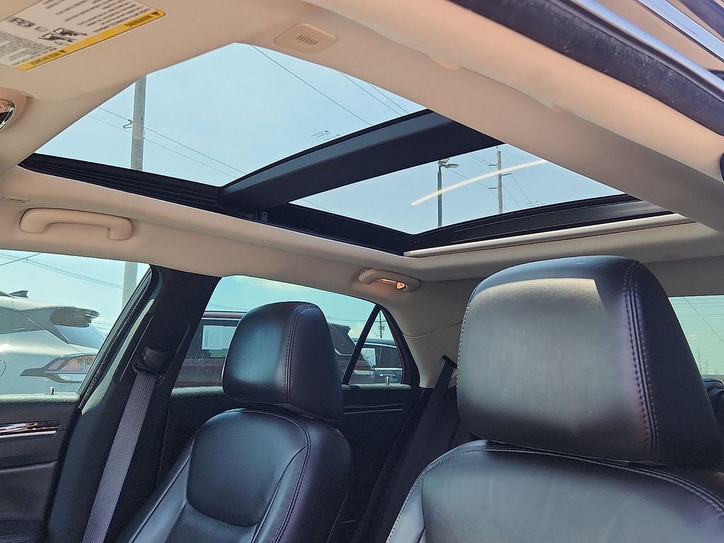 2023 Chrysler 300 Touring L AWD
