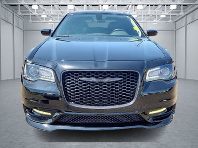 2023 Chrysler 300 Touring L AWD