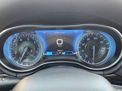 2023 Chrysler 300 Touring L AWD
