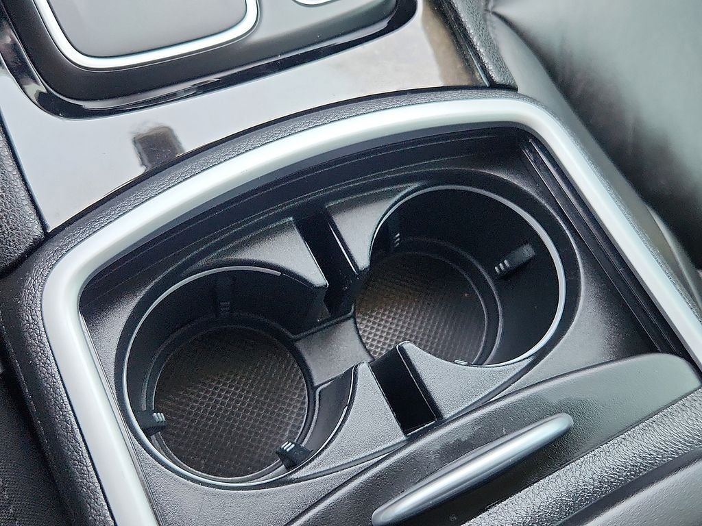 2023 Chrysler 300 Touring L AWD