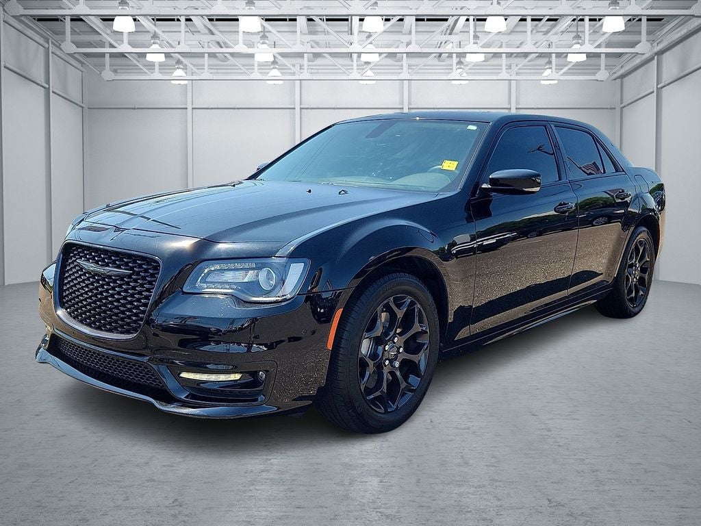 2023 Chrysler 300 Touring L AWD
