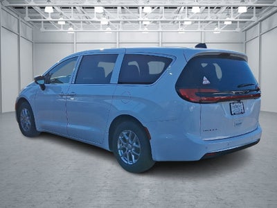 2027 Chrysler Pacifica PACIFICA SELECT