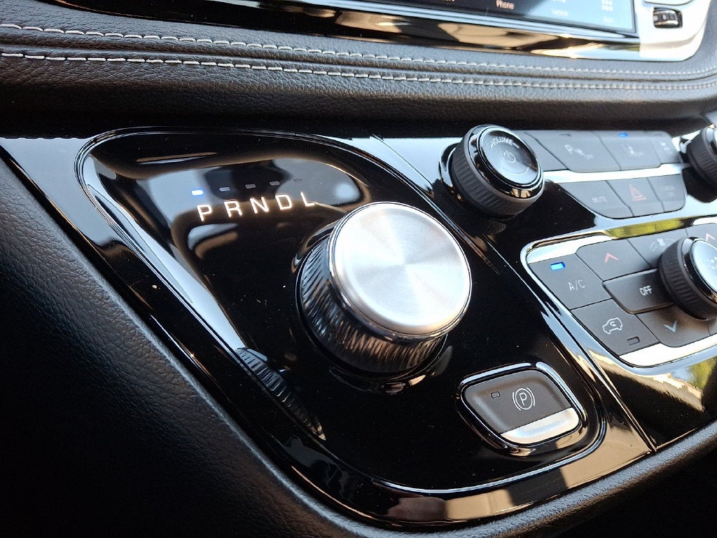 2027 Chrysler Pacifica PACIFICA SELECT