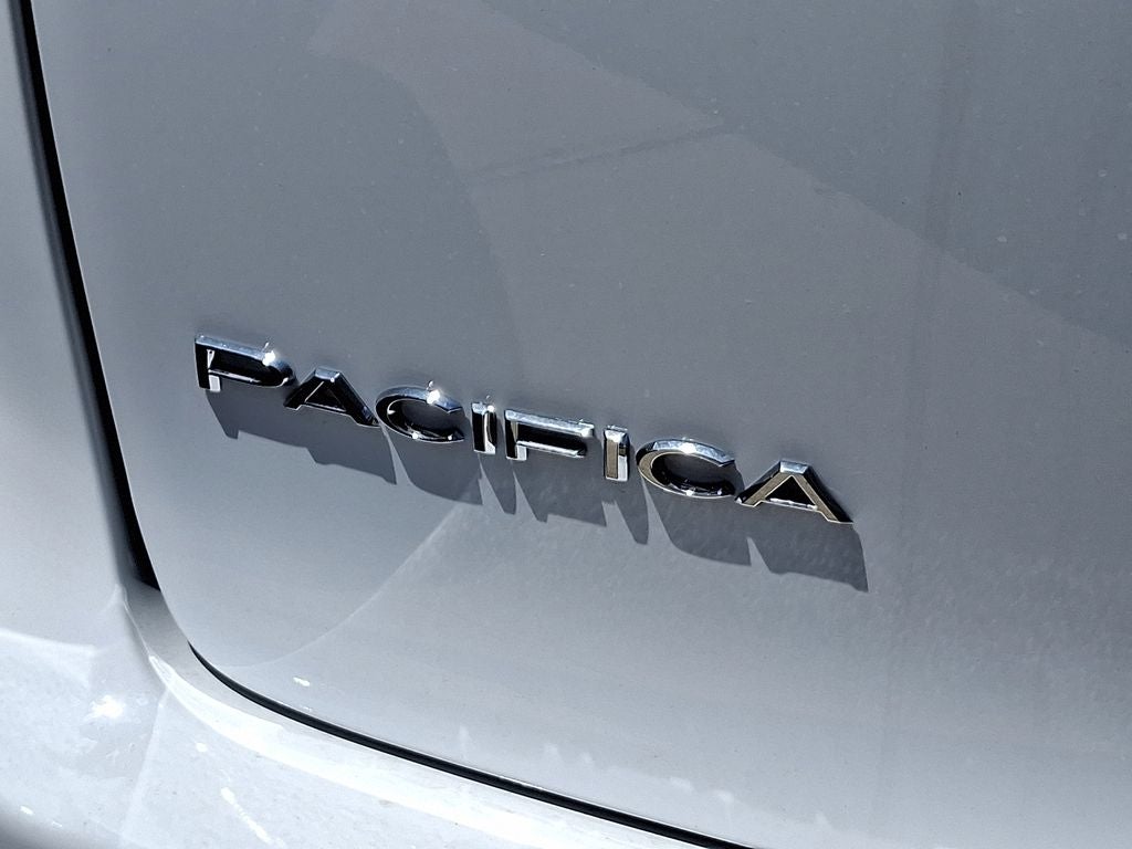 2027 Chrysler Pacifica PACIFICA SELECT