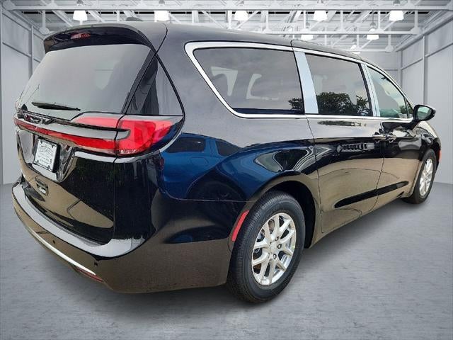 2027 Chrysler Pacifica PACIFICA SELECT