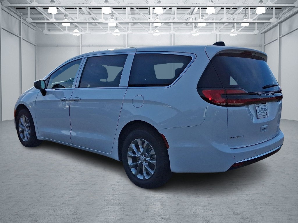 2027 Chrysler Pacifica PACIFICA SELECT AWD