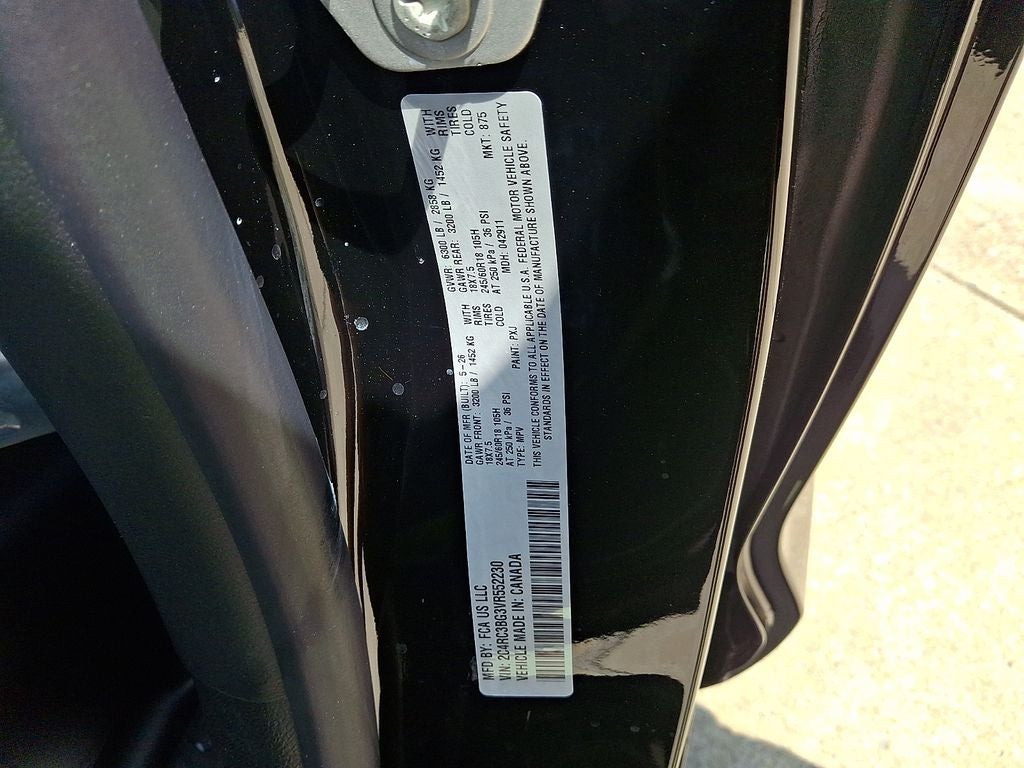 2027 Chrysler Pacifica PACIFICA SELECT AWD