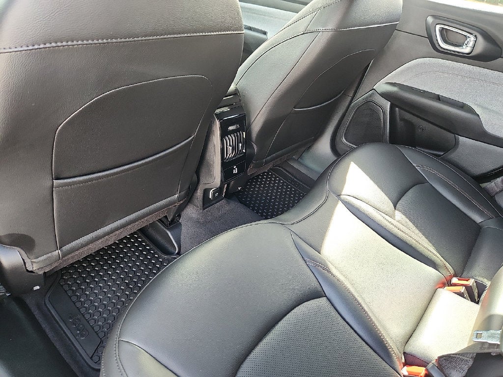 2023 Jeep Compass Latitude Lux FWD