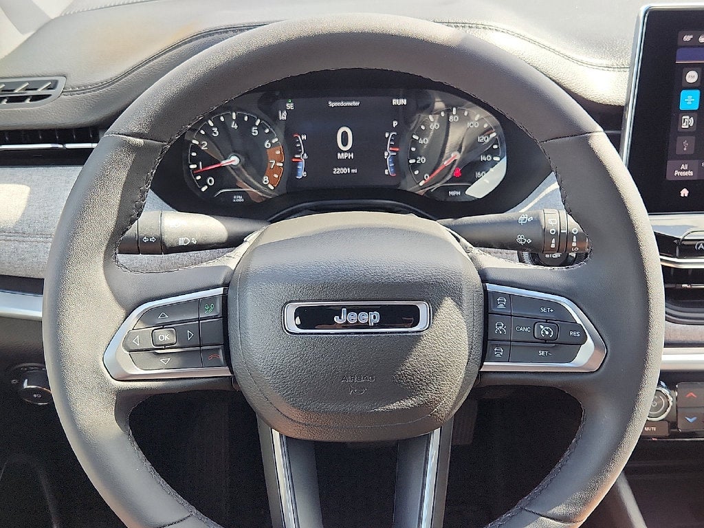 2023 Jeep Compass Latitude Lux FWD