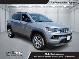 2024 Jeep Compass COMPASS LATITUDE LUX 4X4