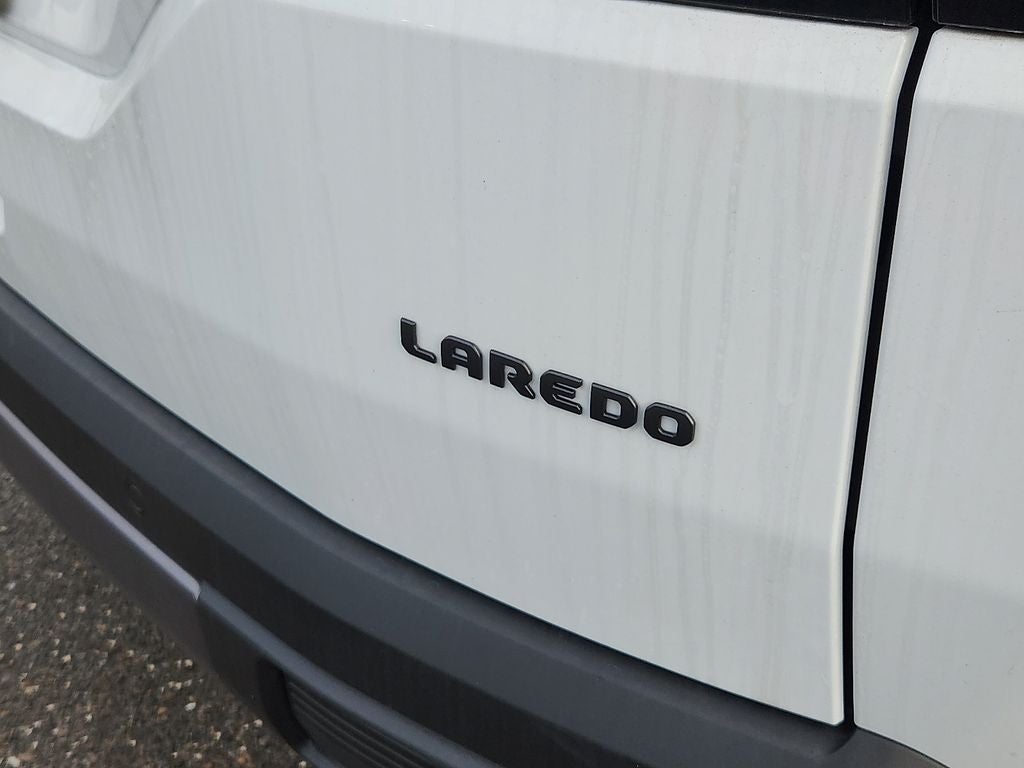 2026 Jeep Cherokee CHEROKEE LAREDO 4X4