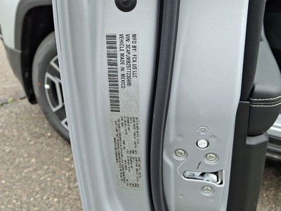 2026 Jeep Cherokee CHEROKEE LAREDO 4X4