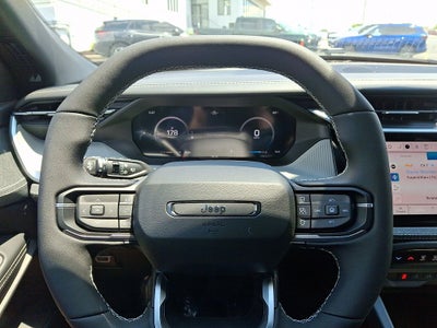 2026 Jeep Cherokee CHEROKEE LAREDO 4X4