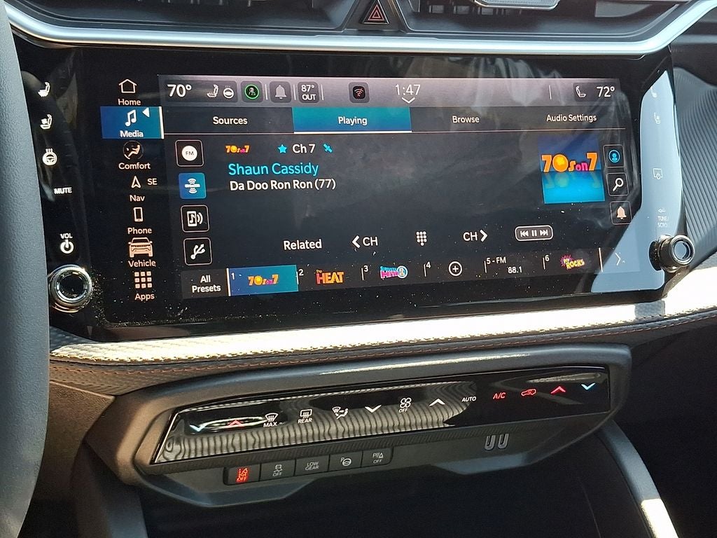 2026 Jeep Cherokee CHEROKEE OVERLAND 4X4