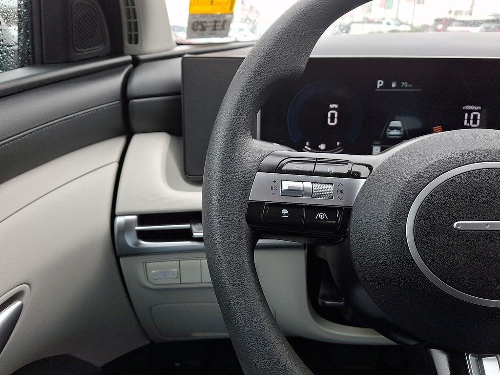 2025 Hyundai Tucson SE