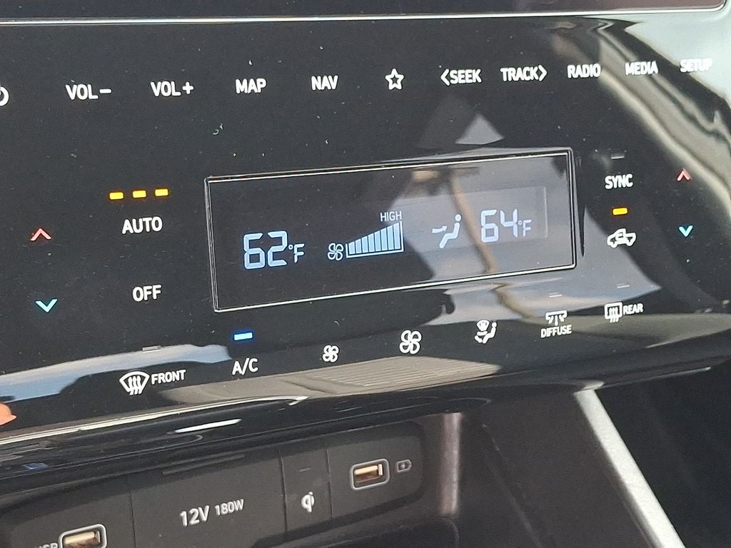 2023 Hyundai Santa Cruz SEL Premium
