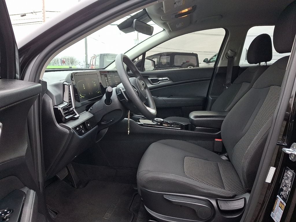 2023 Kia Sportage Hybrid LX