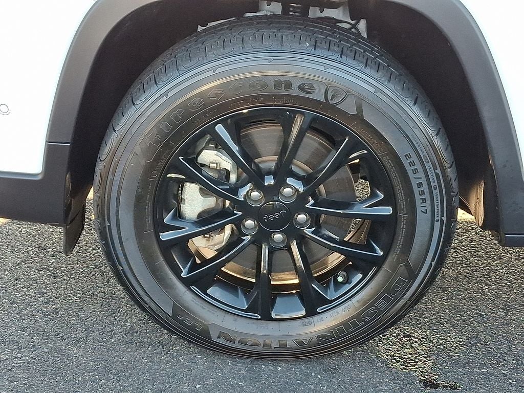 2023 Jeep Cherokee Altitude