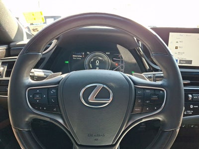 2024 Lexus ES 300h Luxury