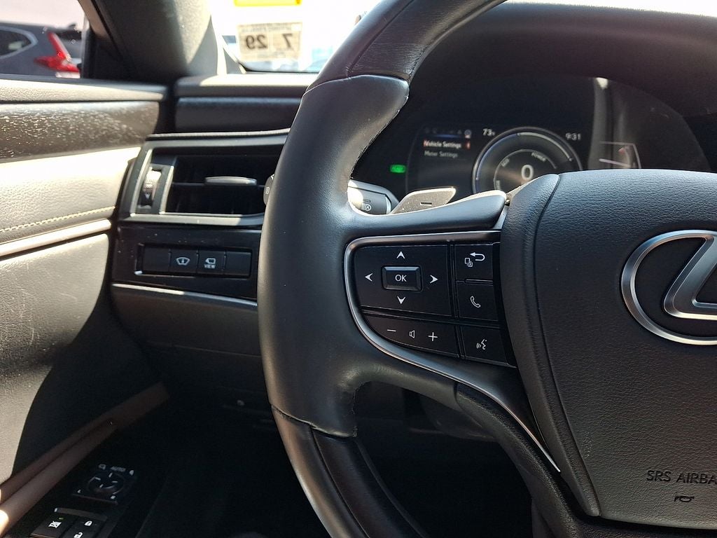 2024 Lexus ES 300h Luxury