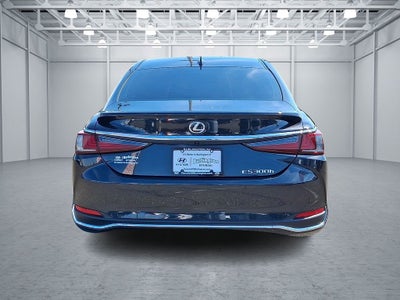 2024 Lexus ES 300h Luxury