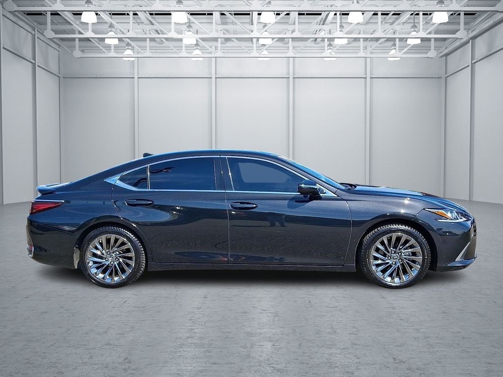 2024 Lexus ES 300h Luxury