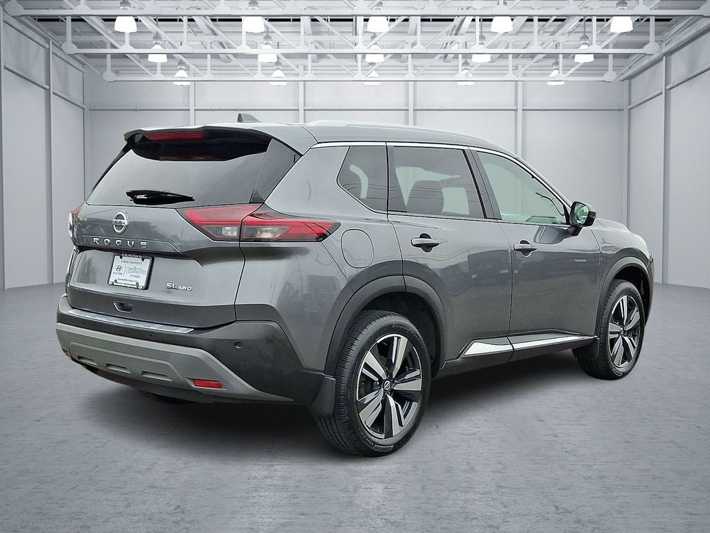 2021 Nissan Rogue SL