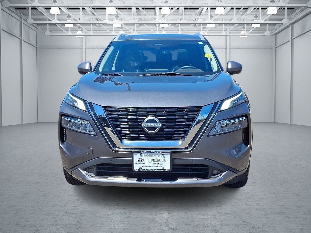 2022 Nissan Rogue SL