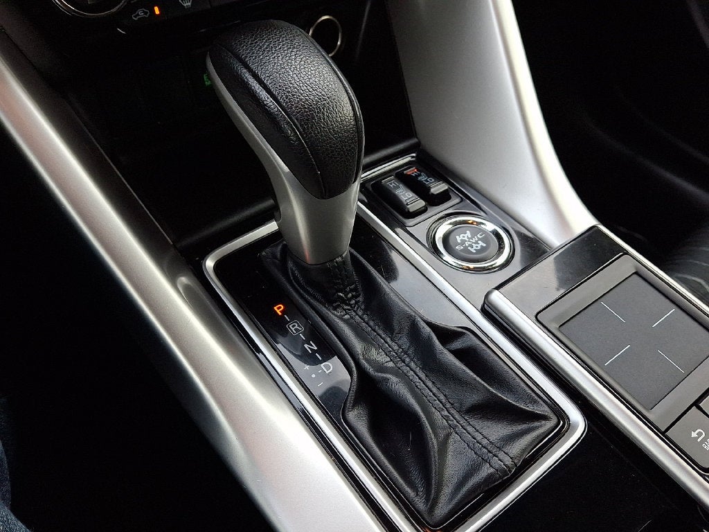 2020 Mitsubishi Eclipse Cross Base