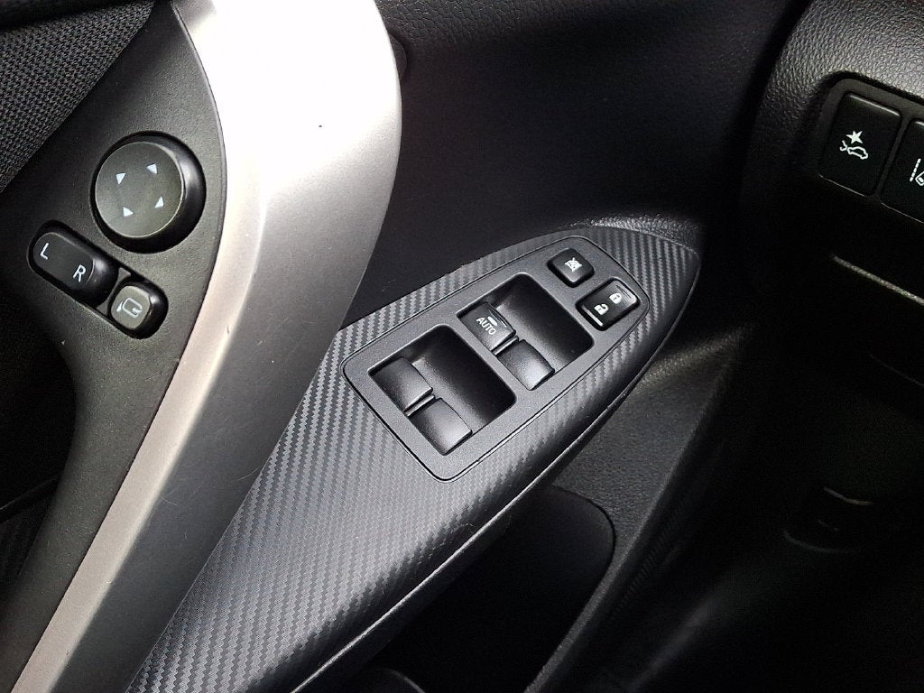 2020 Mitsubishi Eclipse Cross Base