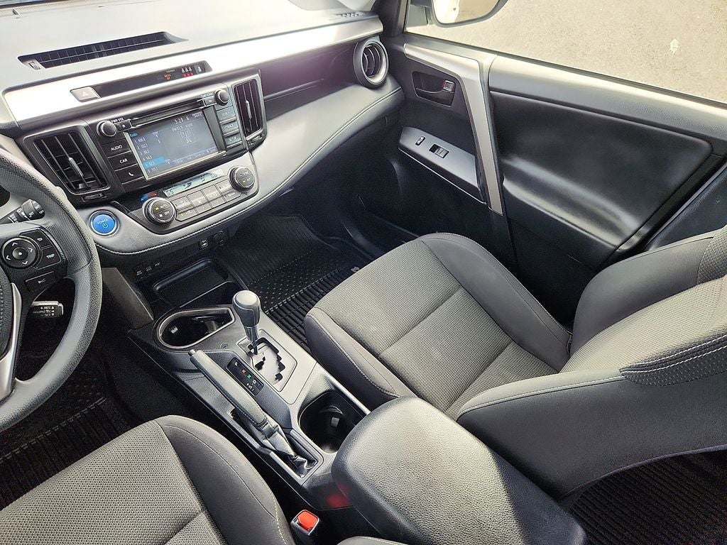 2018 Toyota RAV4 Hybrid LE