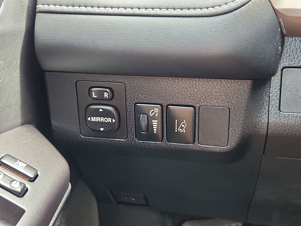 2018 Toyota RAV4 Hybrid LE