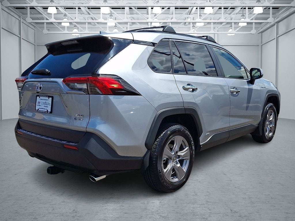2025 Toyota RAV4 Hybrid XLE