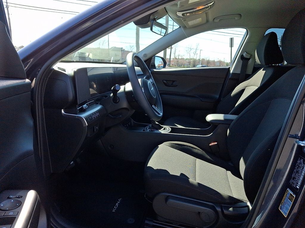 2025 Hyundai Kona SE